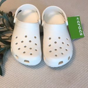 White crocs unisex men 7 women 9